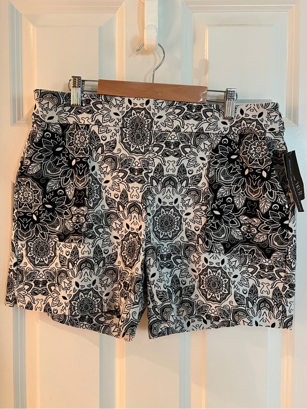 INC International Concepts Black & White Mandala Print Bermuda Shorts